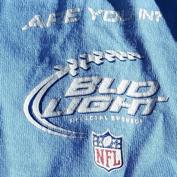 Los Angeles Chargers T-Shirt Men's Size Large Bud Light Sleeve NFL - Picture 2 of 5